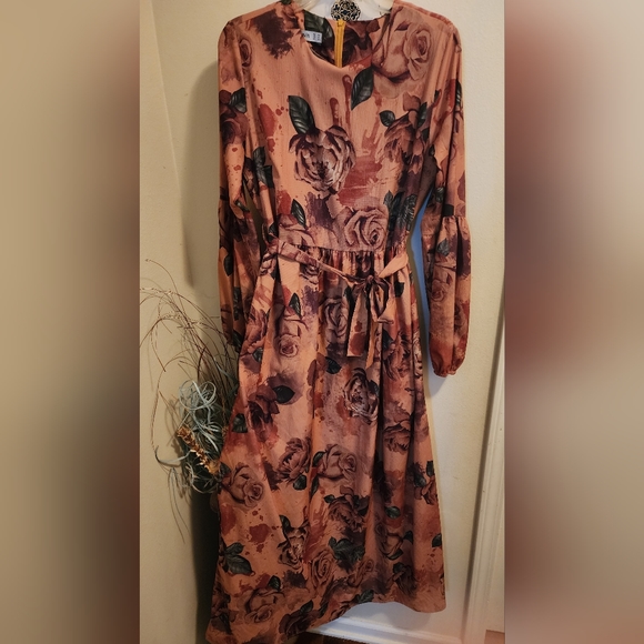 Tavin mustard yellow floral maxi dress with puffed long sleeves - Picture 4 of 9